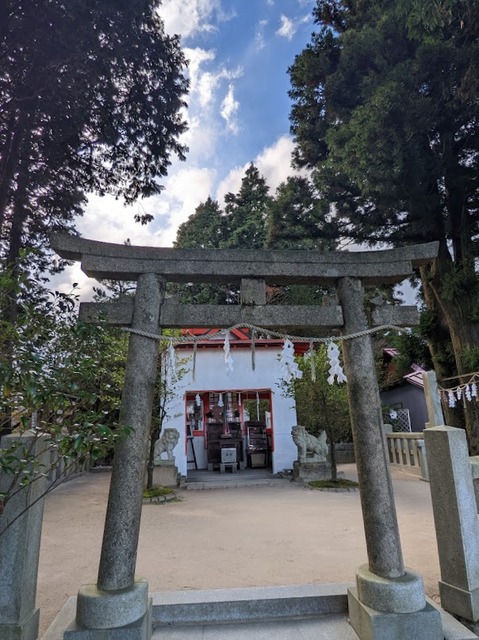 石の宝殿