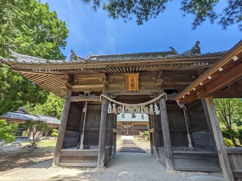 一之宮神社隋神門