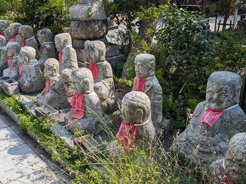 07.十六羅漢石仏と釈迦如来石仏