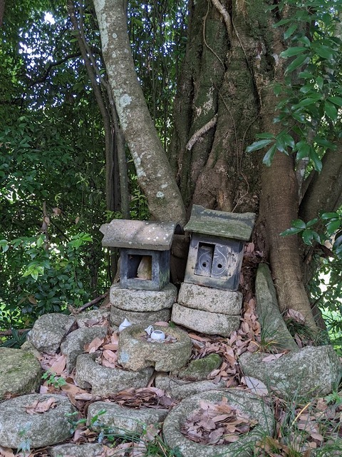 臼稲荷③