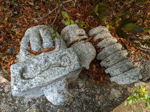 11.足元に