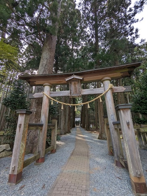 鳥居