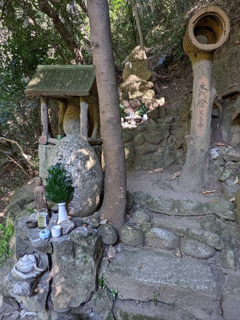 おんたき茶屋の真正面エリア