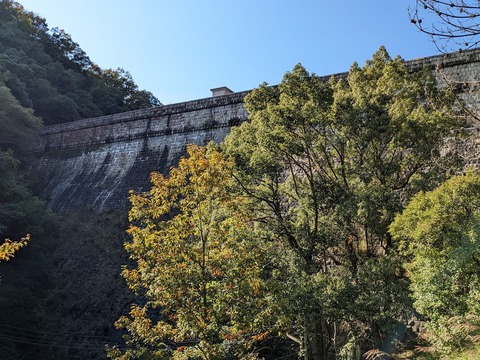 布引五本松堰堤