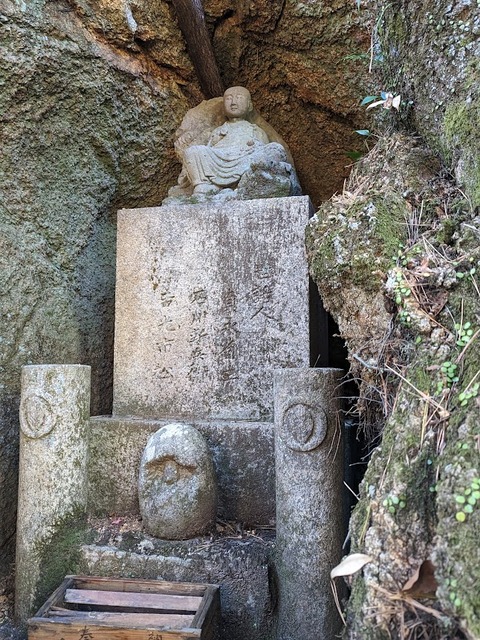 境内の西側4