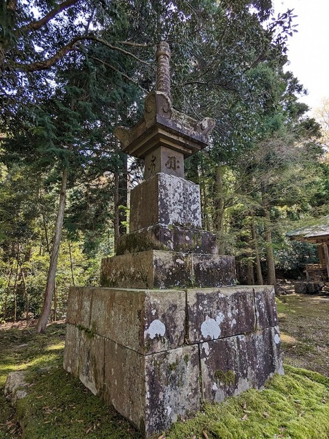 宝篋印塔2
