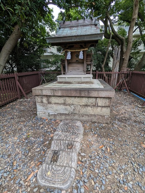 水神社3