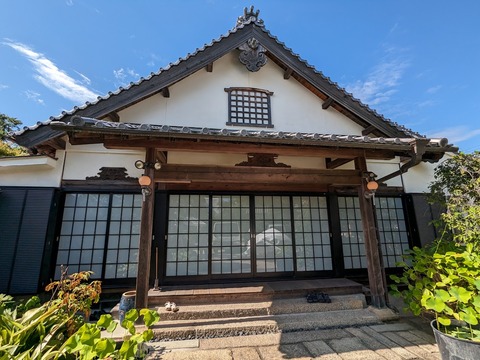 北側の建物