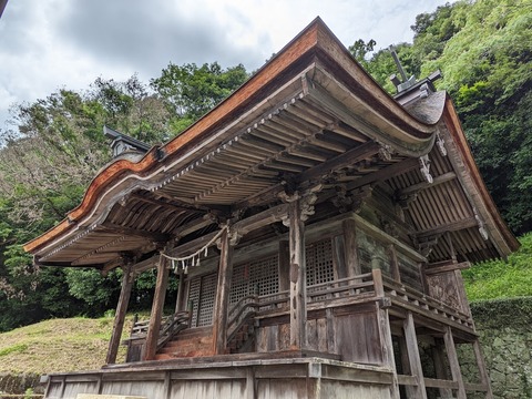 若宮八幡宮本殿