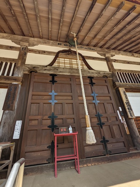 本堂2