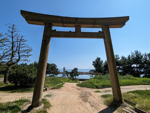 鳥居