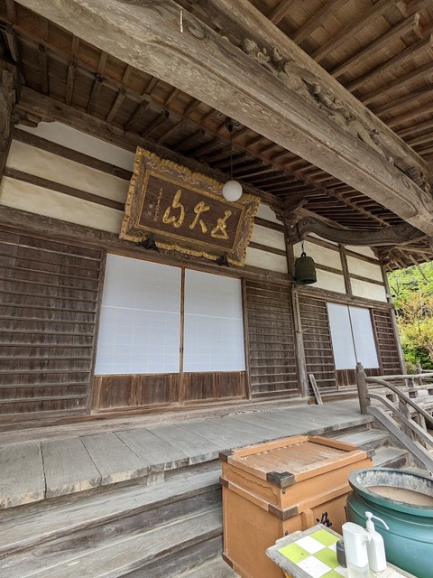 本堂2