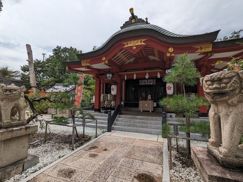16.拝殿2