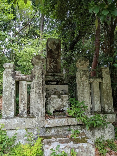 お墓