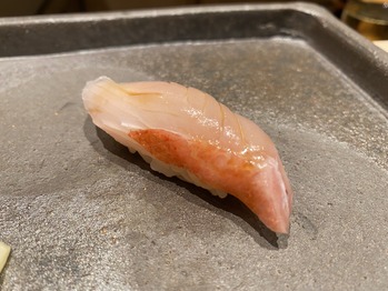 �츥