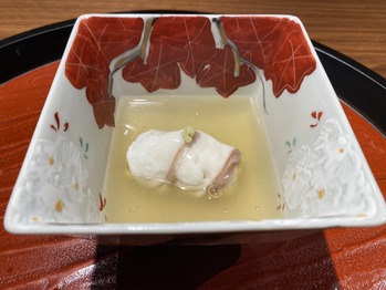 ��޴�