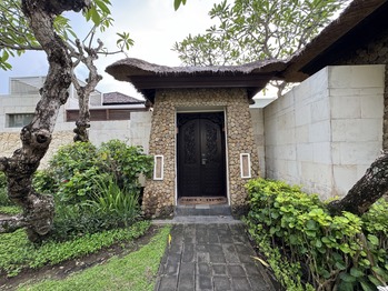 THE SEMINYAK BEACH RESORT & SPA