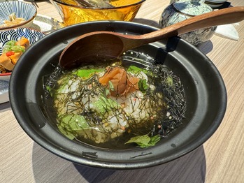 ú��