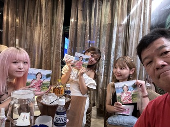 RESORT CLUB BLOOM GARDEN