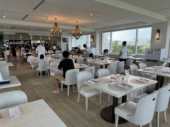 イラフ SUI ラグジュアリーコレクションホテル