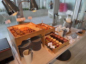 イラフ SUI ラグジュアリーコレクションホテル