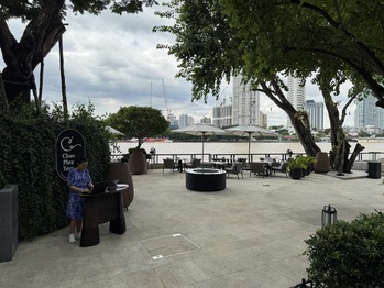 Chao Phraya Terrace