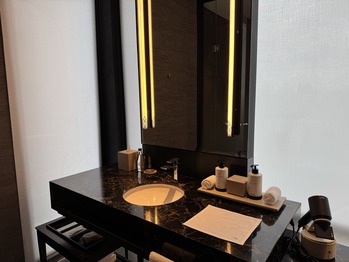 �ե�����������ۥƥ�