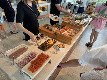 イラフ SUI ラグジュアリーコレクションホテル