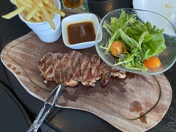 225g SIRLOIN ステーキ