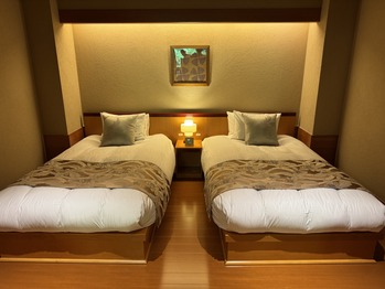 ��š ۰����