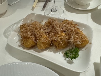 ������Ź