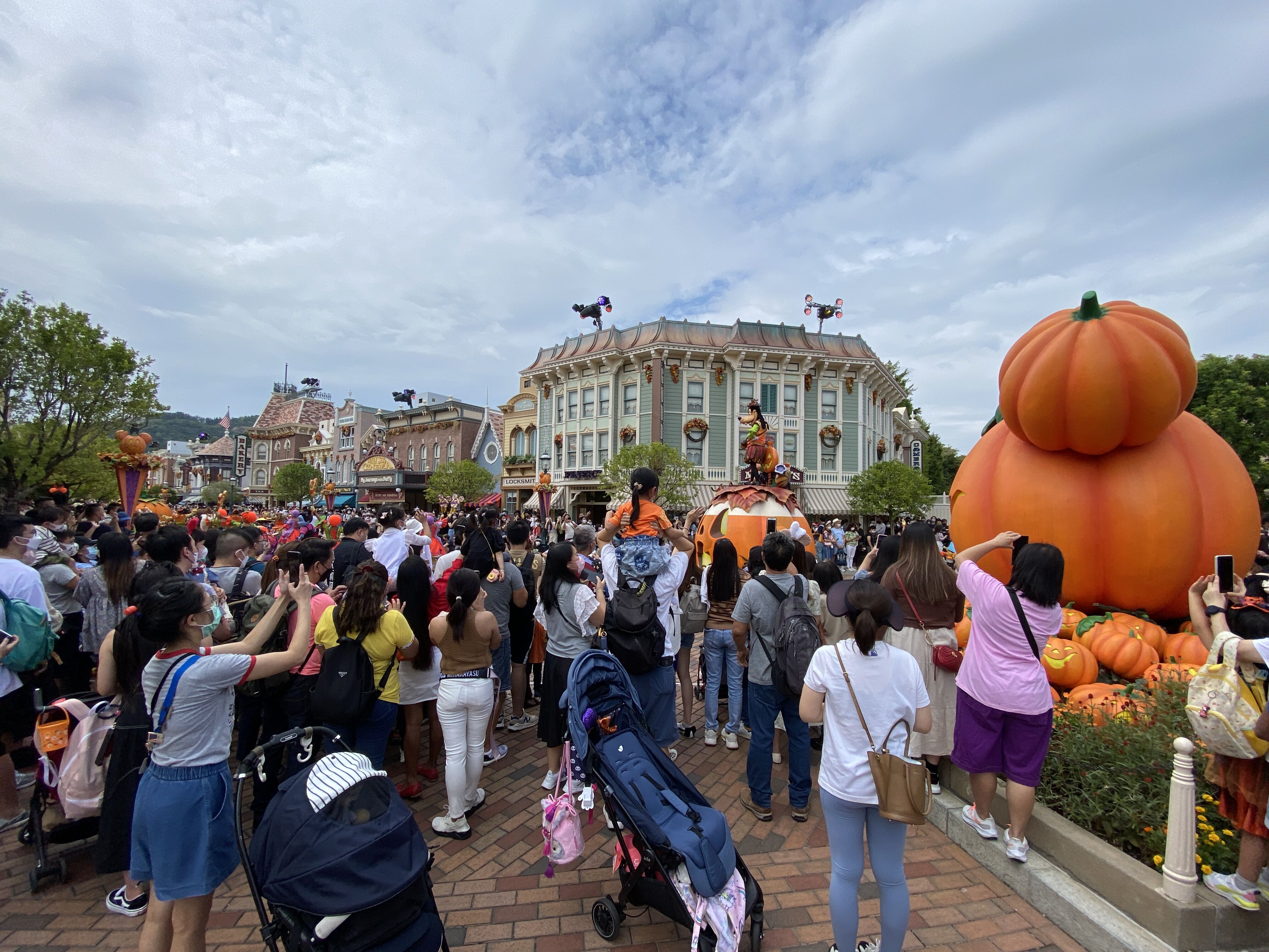 海外投資 グルメ 香港マイタン日記 香港ディズニーランド ハロウィン プロジェクションマッピング 花火最高です Livedoor Blog ブログ 海外投資 グルメ 香港マイタン日記 香港ディズニーランド ハロウィン プロジェクションマッピング 花火最高です Livedoor Blog ブログ