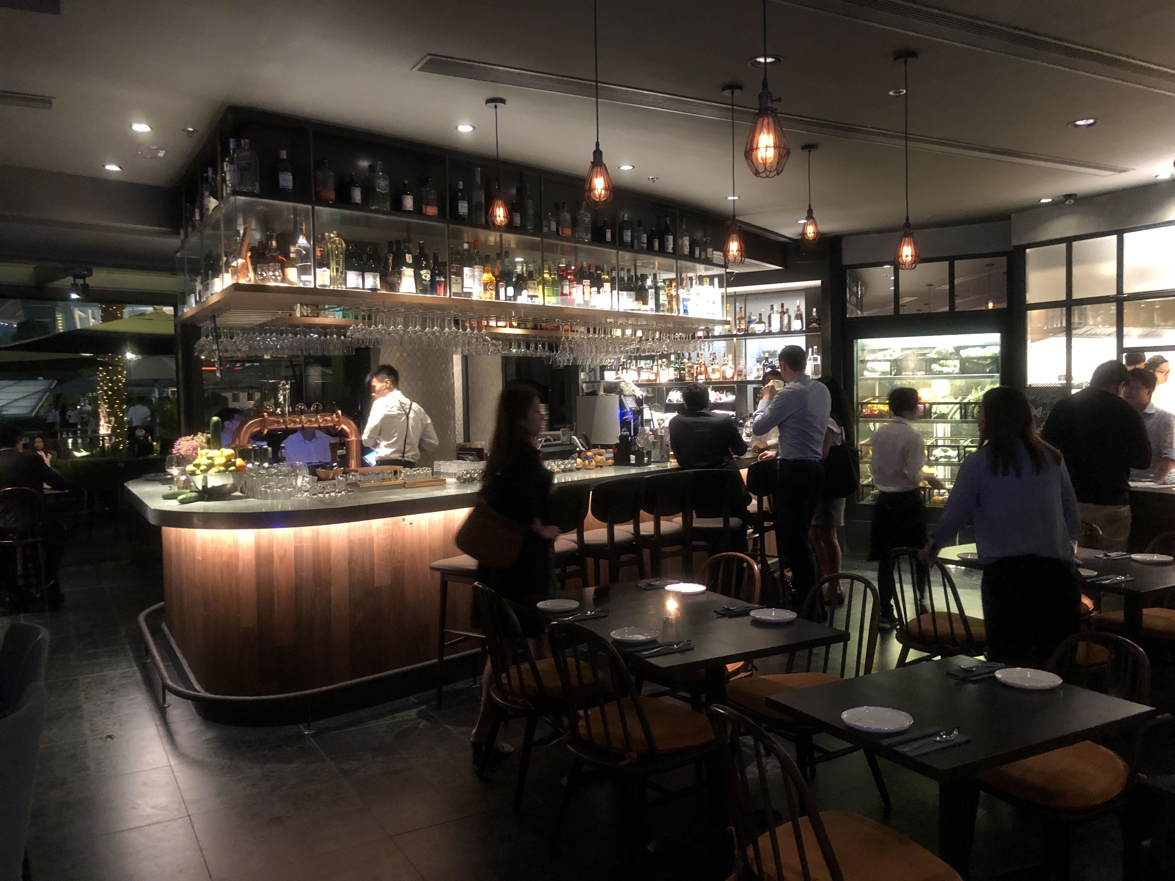 海外投資 グルメ 香港マイタン日記 香港 四川料理 The Pond 魚塘鴨子 オシャレな中華料理店に行こう Livedoor Blog ブログ