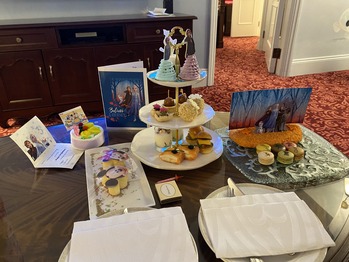 ����ǥ����ˡ����ɡ��ۥƥ�