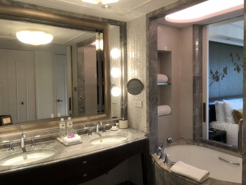 �ޥ����󥪥ꥨ�󥿥�����