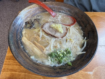 �� ��JOE��