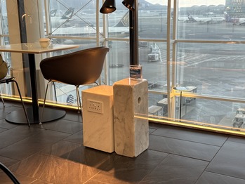 アメックスラウンジ