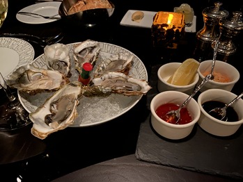 Roy��s Grill ����