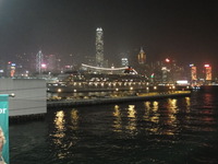 ビクトリア湾の夜景