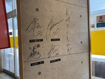 �������Ź