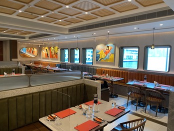 Xuan Modern Vietnamese