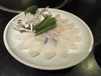 �դ�����