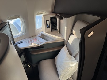 ���ꥢ��������