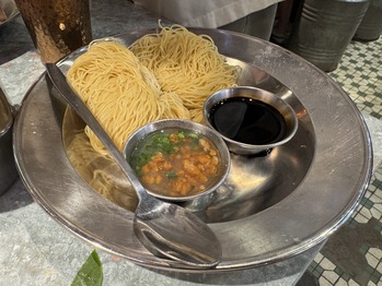 ��������������Ź