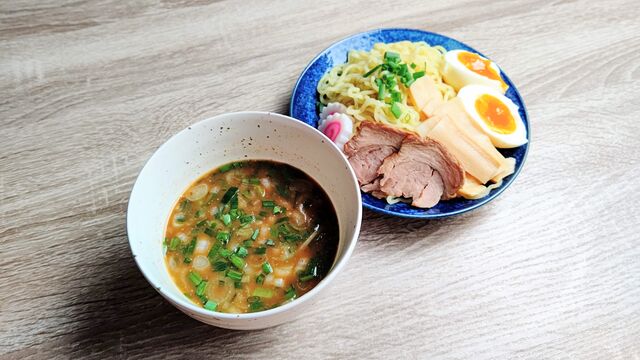 豚骨魚介つけ麺 相生産業国賓味彩のタレ ソースdeお手軽レシピ 豚骨魚介つけ麺 相生産業国賓味彩のタレ ソースdeお手軽レシピ