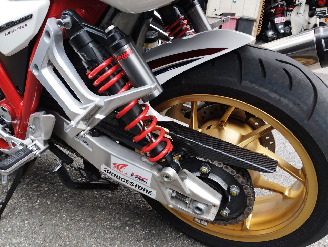 CBカスタム「フォルスデザイン製インナーフェンダー」編 : オート