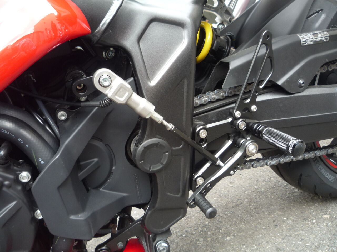 CBR650Rカスタム「バックステップ」編 : オートショップアオヤマのブログ