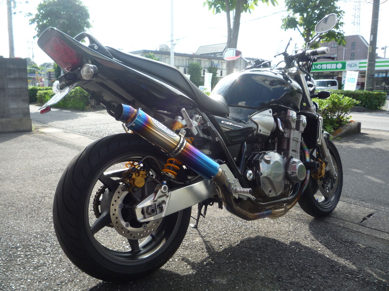 ｃｂｒ650ｒカスタム ハンドル上げたい 編 オートショップアオヤマのブログ