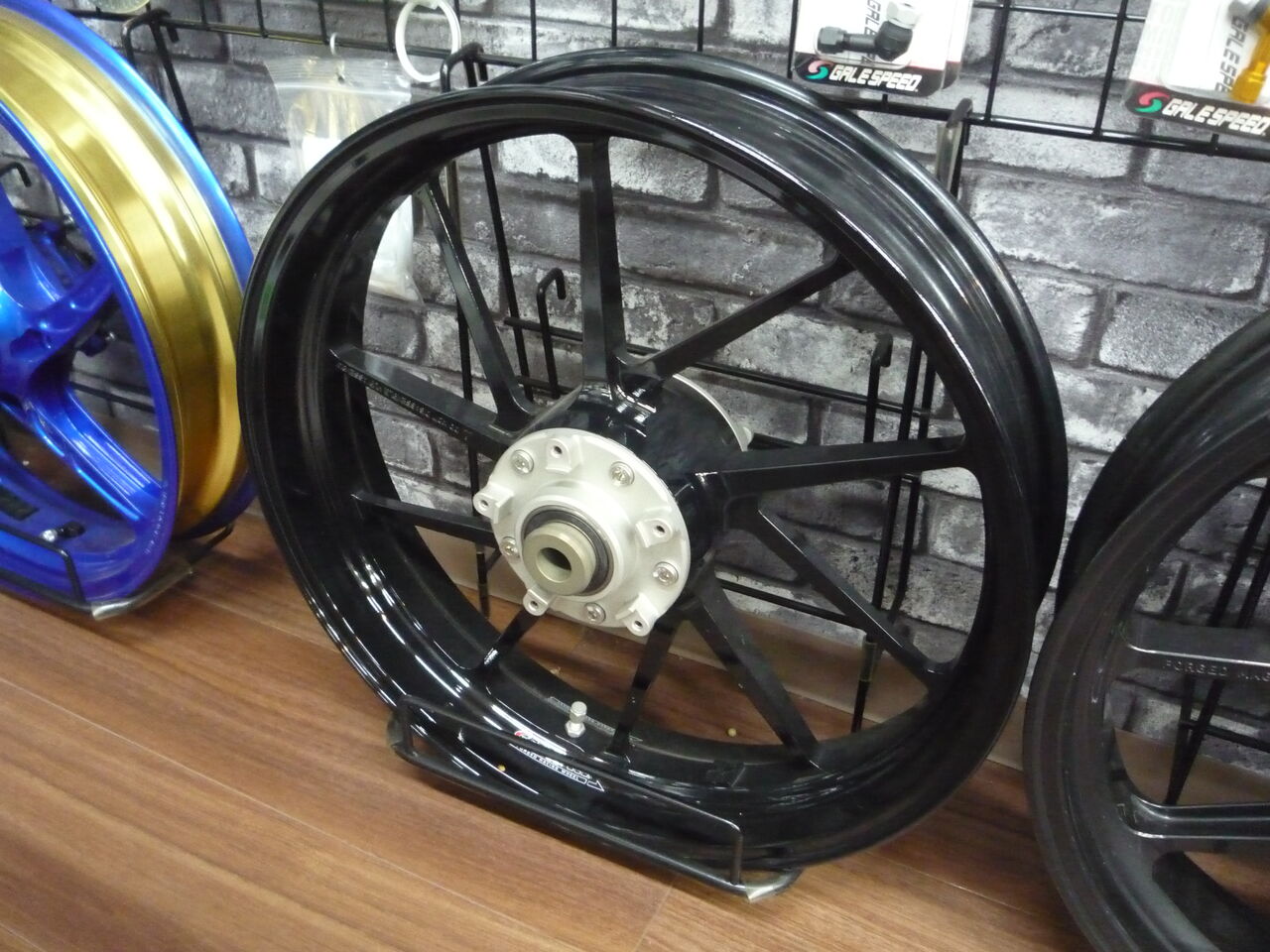 CB1300SF/SB-SP用ゲイルスピードホイール中古あります : オート CB1300SF/SB-SP用ゲイルスピードホイール中古あります : オート