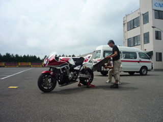 イメージ 1